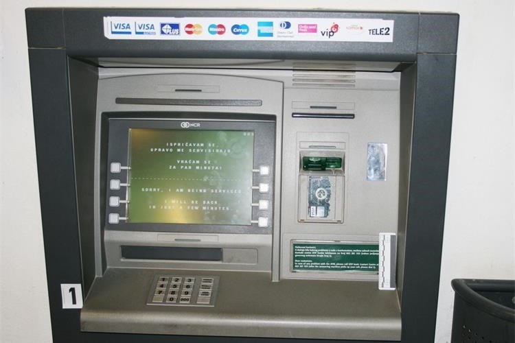 Slika /PU_ZG/slike/PUZ/2023/veljača/5-2-bankomat/bankomat.jpg